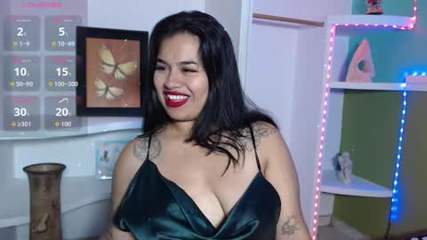 samantha_smiithh online show from 3, 12, 2025