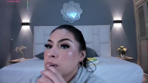  Samanthaa online show from 10, 11, 2025