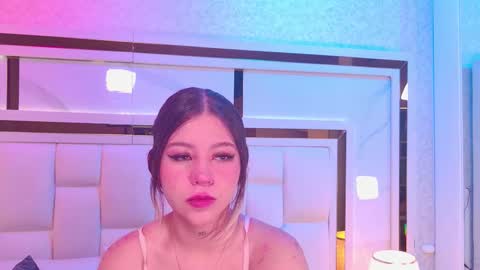 samanthaa_sm online show from 1, 2, 2026