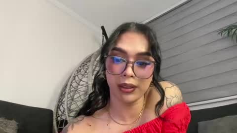 Samantha Bernardo online show from 18, 6, 2026
