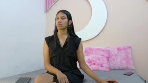 Snapshot of samanthalaurent chatting on 18, 6, 2026 samanthalaurent online show from 18, 6, 2026