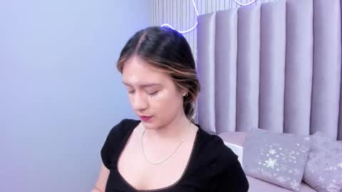 Alejandra  online show from 3, 12, 2025