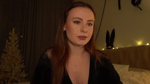 Snapshot of samanthavixen chatting on 9, 12, 2024 Goddess Samantha Vixen online show from 9, 12, 2024