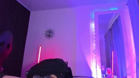 Sam online show from 4, 2, 2026