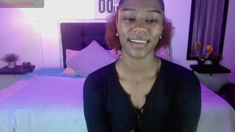 Snapshot of samara_roxx chatting on 17, 10, 2025 samara_roxx online show from 17, 10, 2025