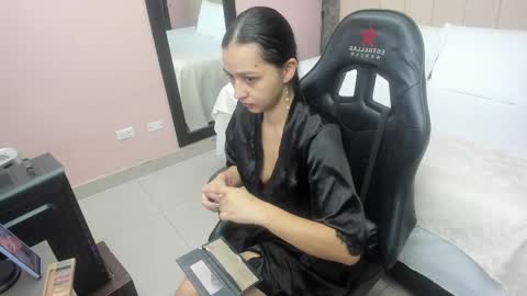 Sara  online show from 14, 2, 2025