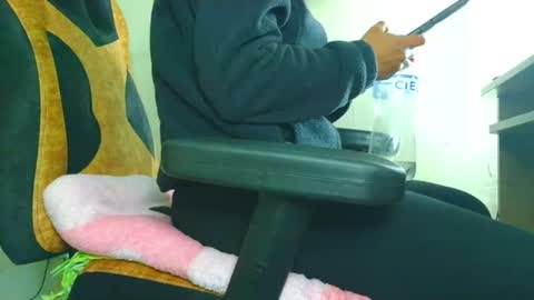 Snapshot of samary_thomas chatting on 3, 7, 2026 samary thomas online show from 3, 7, 2026