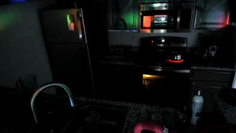 Yaya online show from 15, 2, 2025