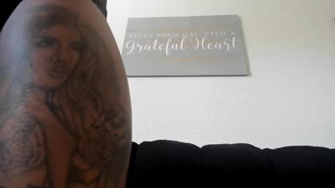 Yaya online show from 6, 3, 2025