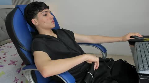 Sam online show from 20, 4, 2026