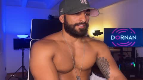 Snapshot of samdornan chatting on 14, 12, 2024 Sam Dornan online show from 14, 12, 2024