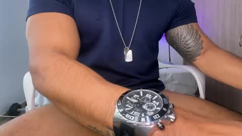 Snapshot of samdornan chatting on 8, 2, 2025 Sam Dornan online show from 8, 2, 2025