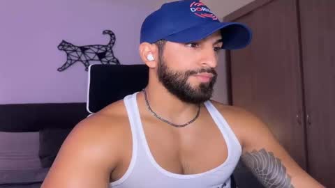 Snapshot of samdornan chatting on 27, 2, 2025 Sam Dornan online show from 27, 2, 2025