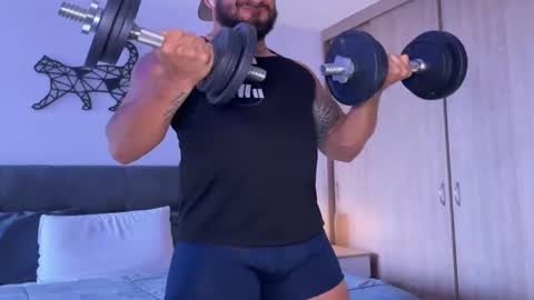 Snapshot of samdornan chatting on 10, 9, 2025 Sam Dornan online show from 10, 9, 2025