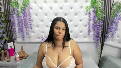 Snapshot of samevanshot chatting on 28, 5, 2026 samevanshot online show from 28, 5, 2026