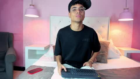Samfrrost online show from 4, 6, 2026