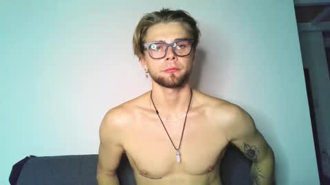 Fansly -       Top4fans   online show from 16, 4, 2026