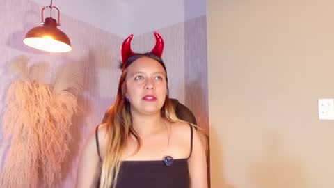 Snapshot of sami_1_8 chatting on 23, 6, 2026 Samy online show from 23, 6, 2026