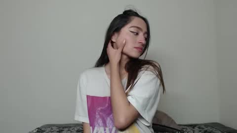 Tami  Gael online show from 6, 3, 2026