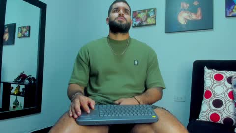 Snapshot of samir_hazard chatting on 10, 12, 2024 samir_hazard online show from 10, 12, 2024