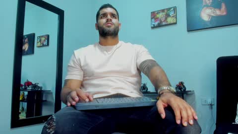 Snapshot of samir_hazard chatting on 14, 12, 2024 samir_hazard online show from 14, 12, 2024