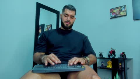 Snapshot of samir_hazard chatting on 8, 1, 2025 samir_hazard online show from 8, 1, 2025