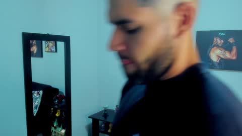 Snapshot of samir_hazard chatting on 15, 1, 2025 samir_hazard online show from 15, 1, 2025