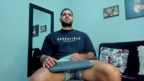Snapshot of samir_hazard chatting on 15, 1, 2025 samir_hazard online show from 15, 1, 2025