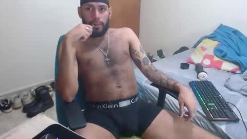 Snapshot of samir_music_ chatting on 5, 11, 2025 samir_music_ online show from 5, 11, 2025