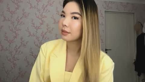 Elina online show from 24, 2, 2026