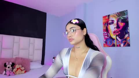 Sammy Rose online show from 5, 10, 2025