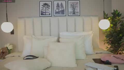 Snapshot of sammy_hamilton chatting on 27, 6, 2026 Ana online show from 27, 6, 2026