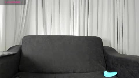 Snapshot of sammy_sweet0 chatting on 15, 12, 2025 Sammy Sweet online show from 15, 12, 2025