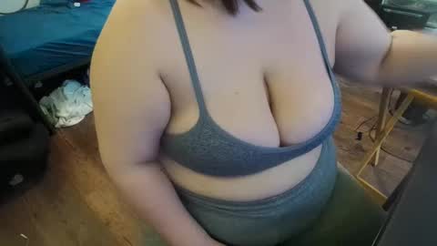 Snapshot of sammytimelove chatting on 10, 10, 2025 Sammy Time online show from 10, 10, 2025
