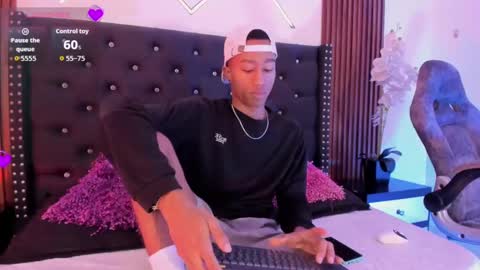 Snapshot of sammyyadams_ chatting on 26, 9, 2025 sammyyadams_ online show from 26, 9, 2025