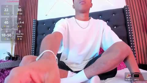 Snapshot of sammyyadams_ chatting on 9, 10, 2025 sammyyadams_ online show from 9, 10, 2025