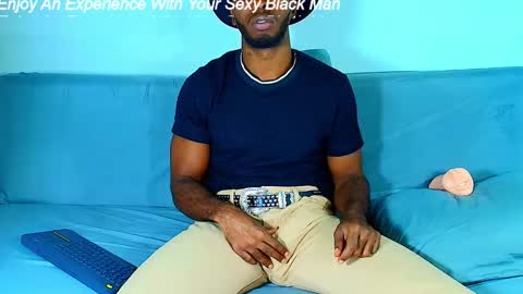 Snapshot of samsondauda chatting on 1, 11, 2025 samson dauda online show from 1, 11, 2025