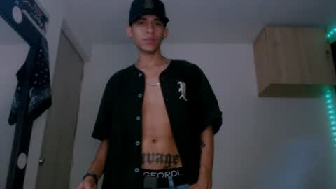   online show from 22, 1, 2025