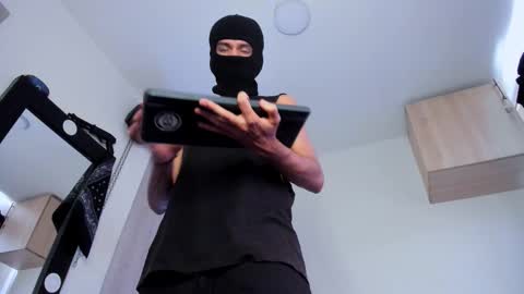   online show from 29, 11, 2025