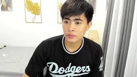 Sam online show from 6, 3, 2025