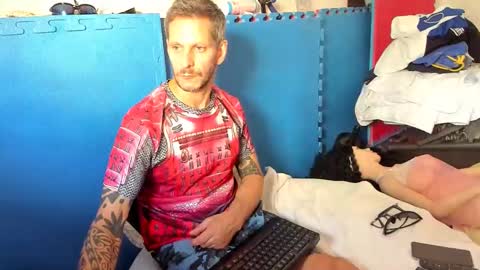 Snapshot of samuraijiu chatting on 13, 10, 2025 samuraijiu online show from 13, 10, 2025