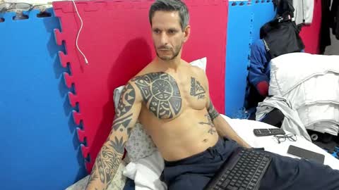 Snapshot of samuraijiu chatting on 25, 10, 2025 samuraijiu online show from 25, 10, 2025