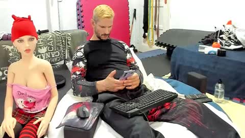 Snapshot of samuraijiu chatting on 16, 11, 2025 samuraijiu online show from 16, 11, 2025