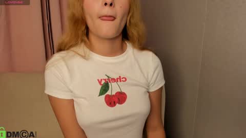 Snapshot of samy_bae chatting on 4, 3, 2025 Samantha online show from 4, 3, 2025