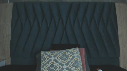 Snapshot of samy_grey01 chatting on 27, 10, 2025 S A M Y G R E Y online show from 27, 10, 2025