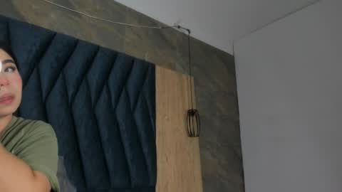 Snapshot of samy_grey01 chatting on 1, 11, 2025 S A M Y G R E Y online show from 1, 11, 2025