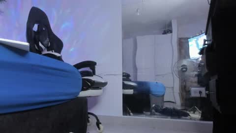 SamyHolbrook online show from 25, 4, 2026