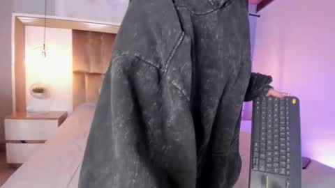 samysharky online show from 14, 1, 2026