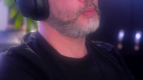 Sanders online show from 2, 10, 2025