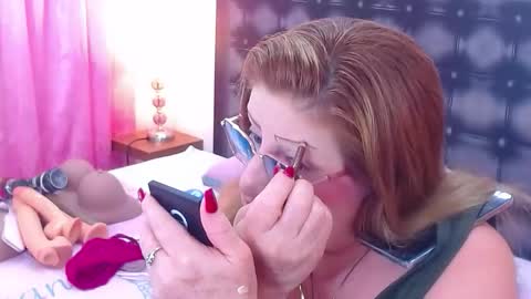 SANDRA online show from 22, 9, 2025